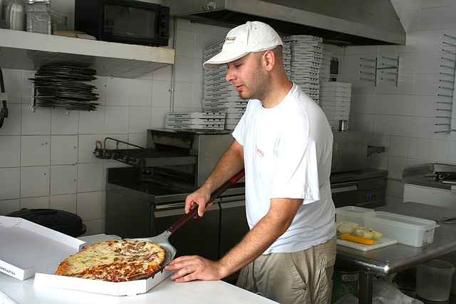 pizza v krabici